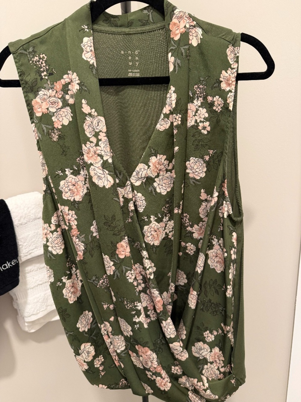 A.N.D. Easy Olive Floral Faux Wrap Sleeveless Blouse Top XXL